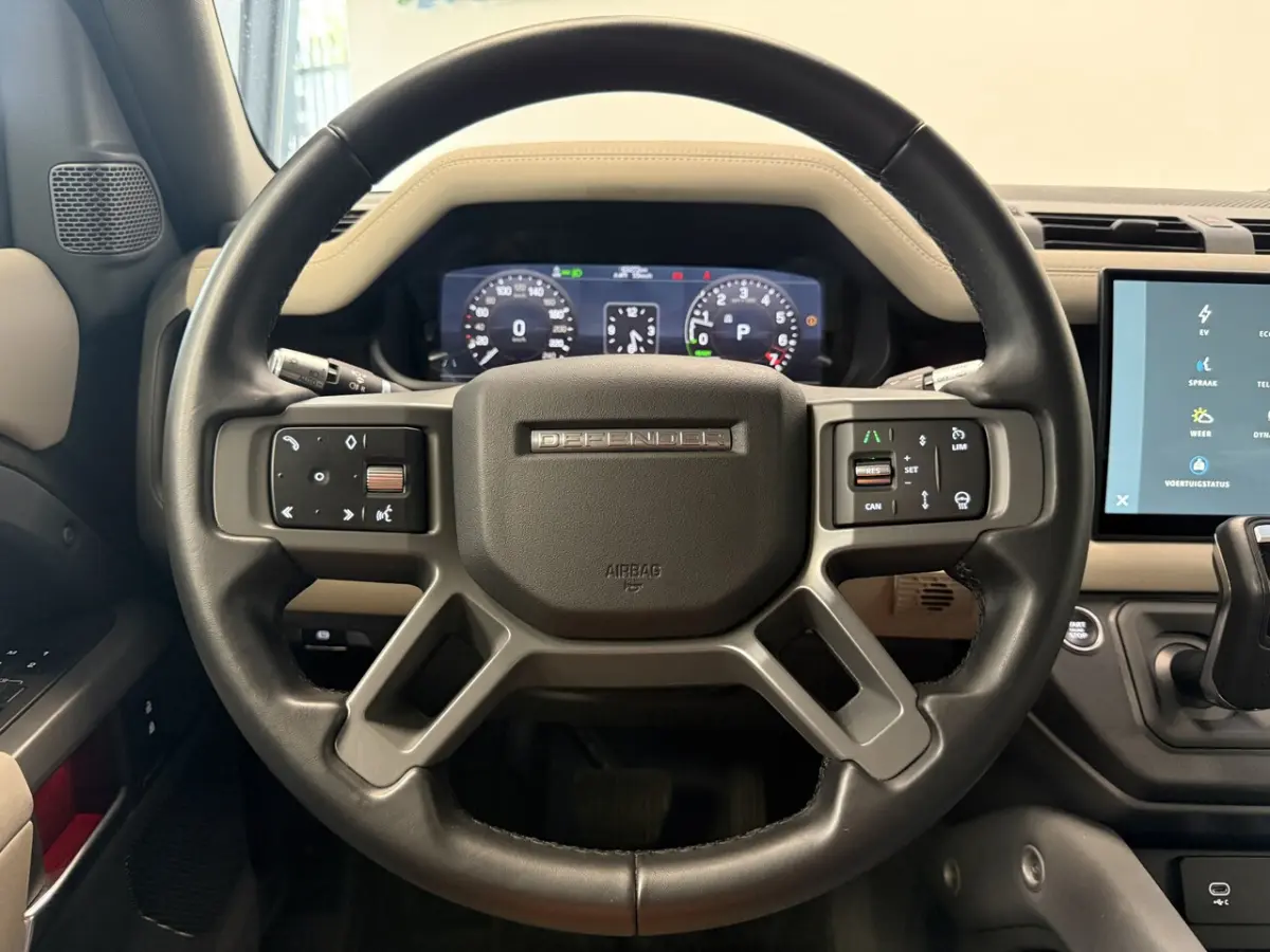 P400e SE Heritage Leder Full-led Groot scherm Navigatie