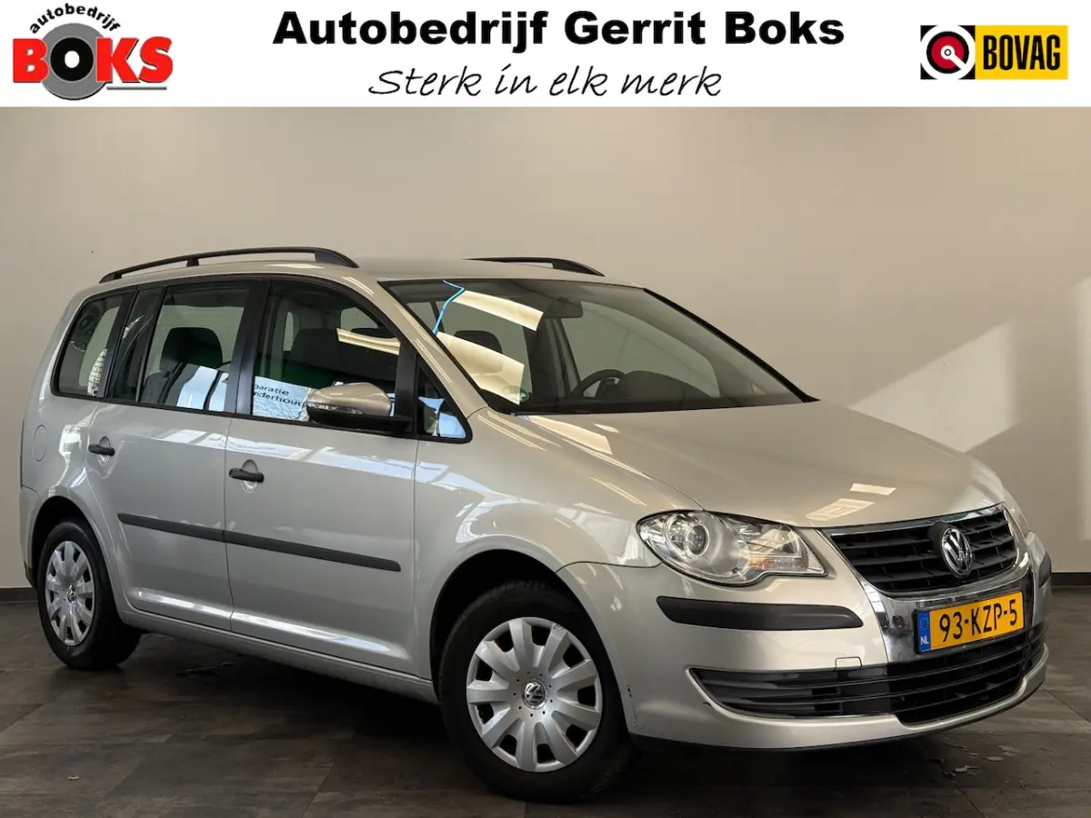 Volkswagen Touran 2010 Benzine Handgeschakeld leasen