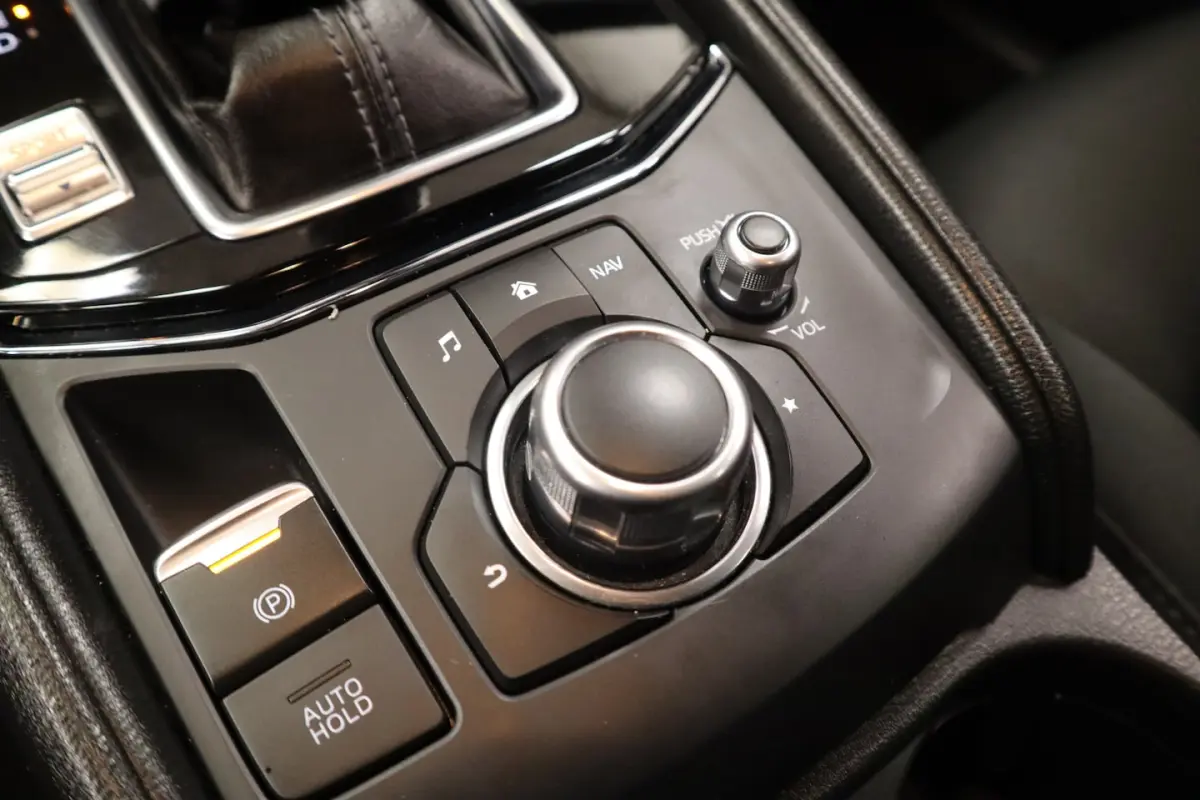 2.0 SkyActiv-G 160 GT-M 4WD Cruise/Climate Automaat Head-Up Navi