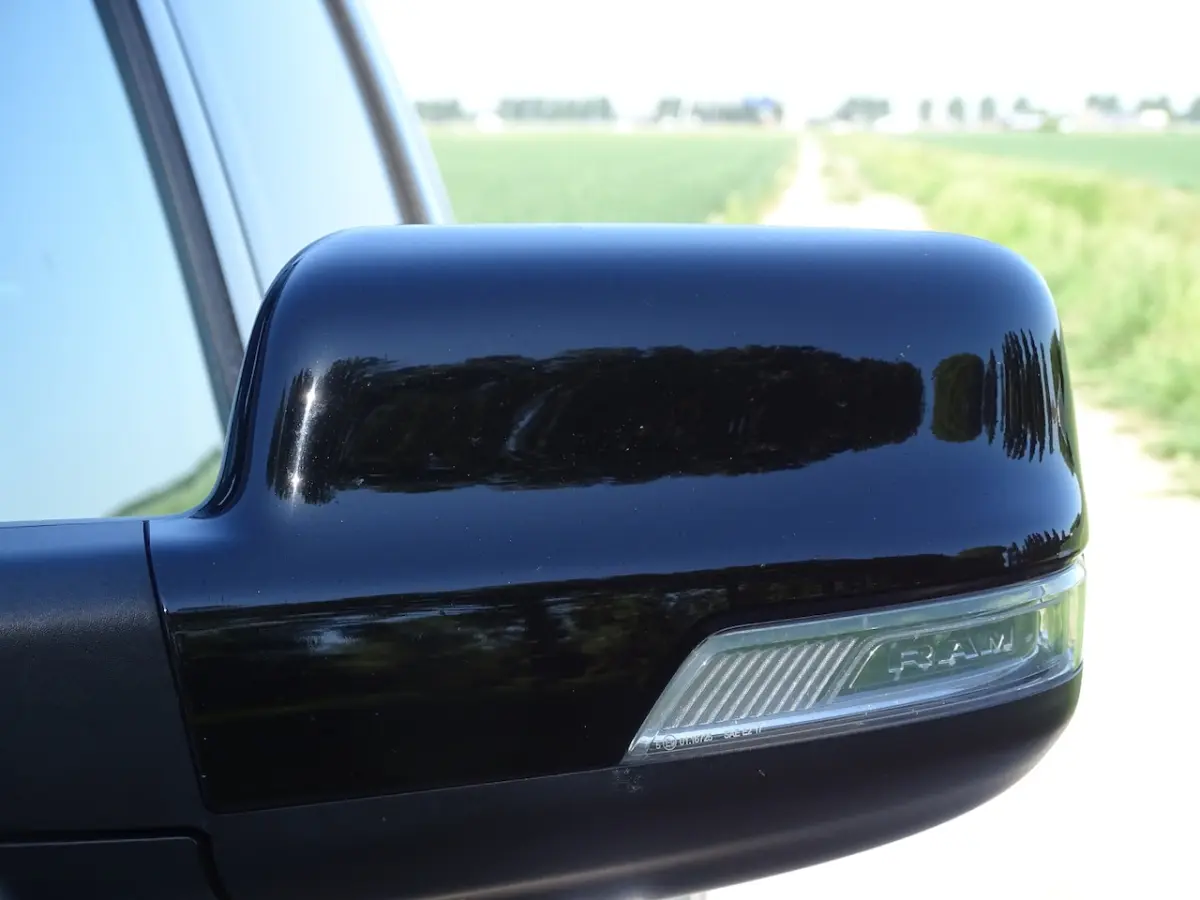 5.7 V8 4x4 Crew Cab Limited