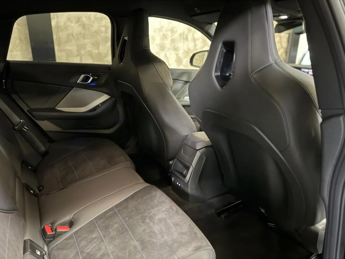 M235i xDrive 306 PK |M-sport Pro | Keyless | Harman/Kardon | Camera | schaalstoelen