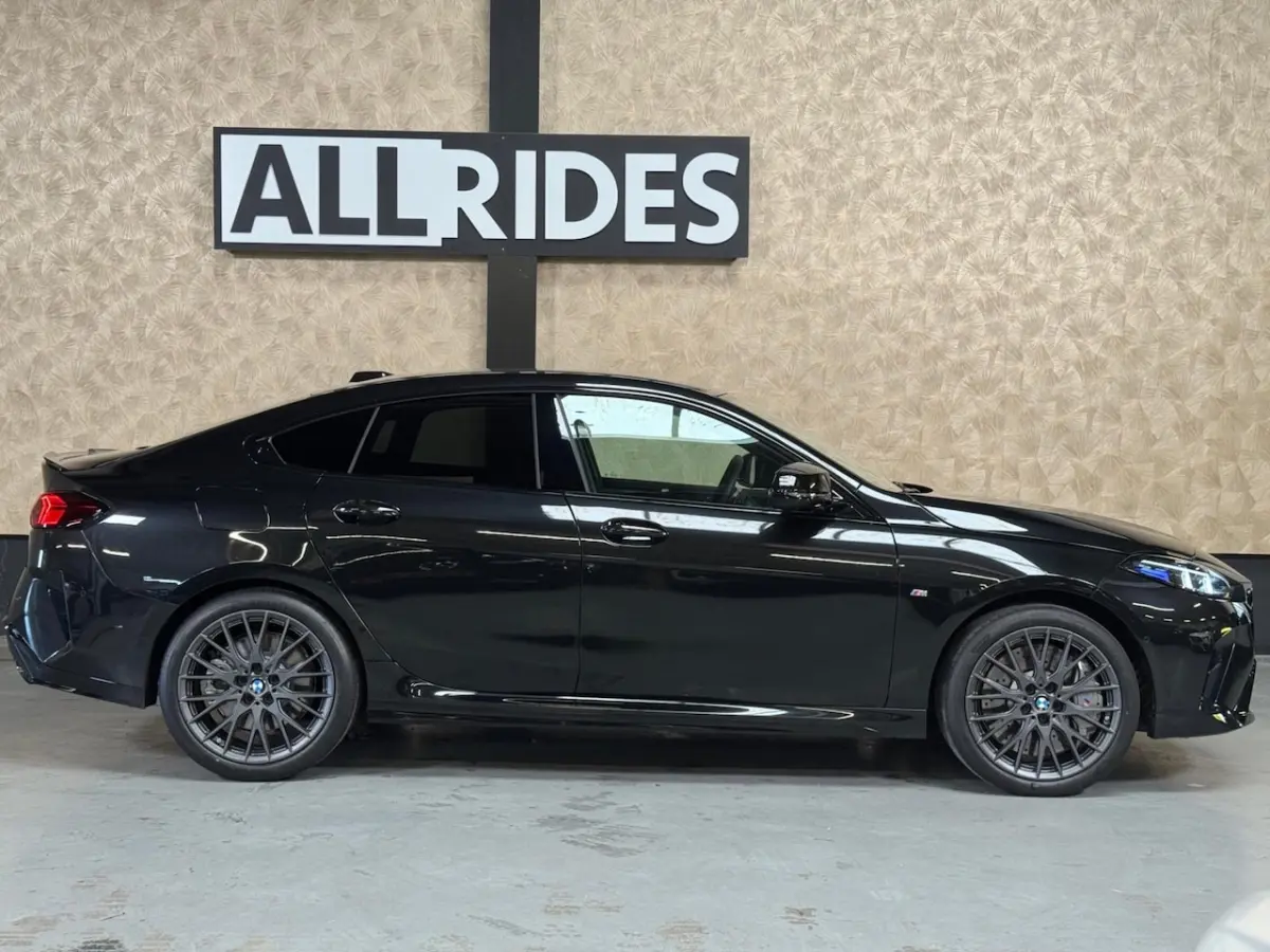 M235i xDrive 306 PK |M-sport Pro | Keyless | Harman/Kardon | Camera | schaalstoelen