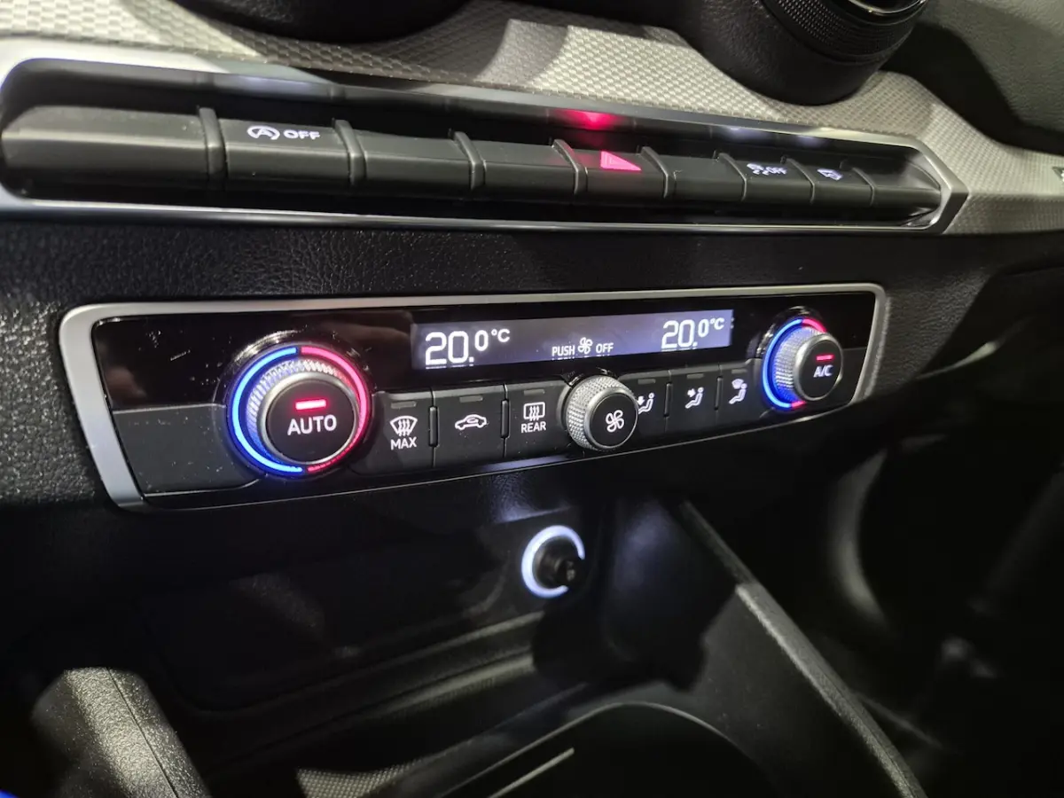 1.0 116pk TFSI Sport Pro Line Navigatie| Airco | PDC