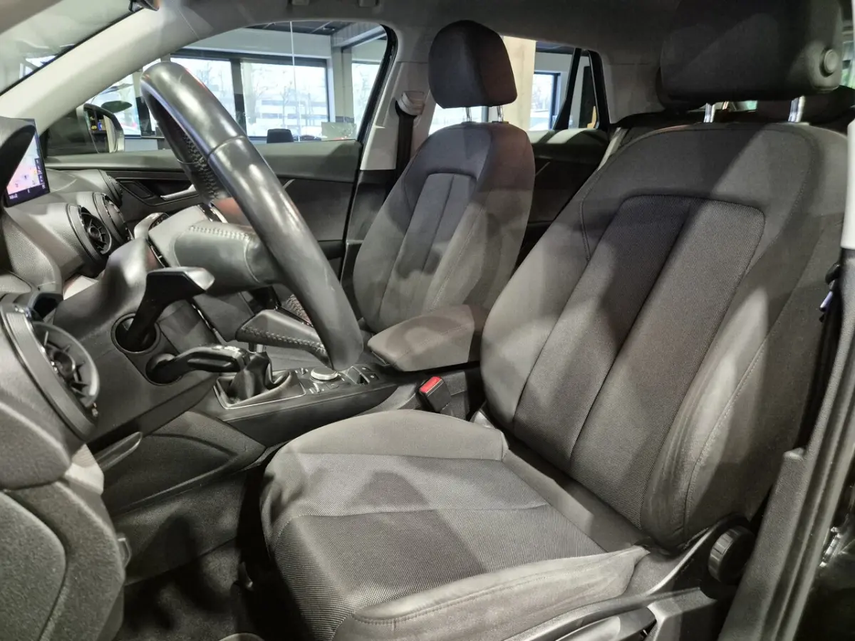 1.0 116pk TFSI Sport Pro Line Navigatie| Airco | PDC