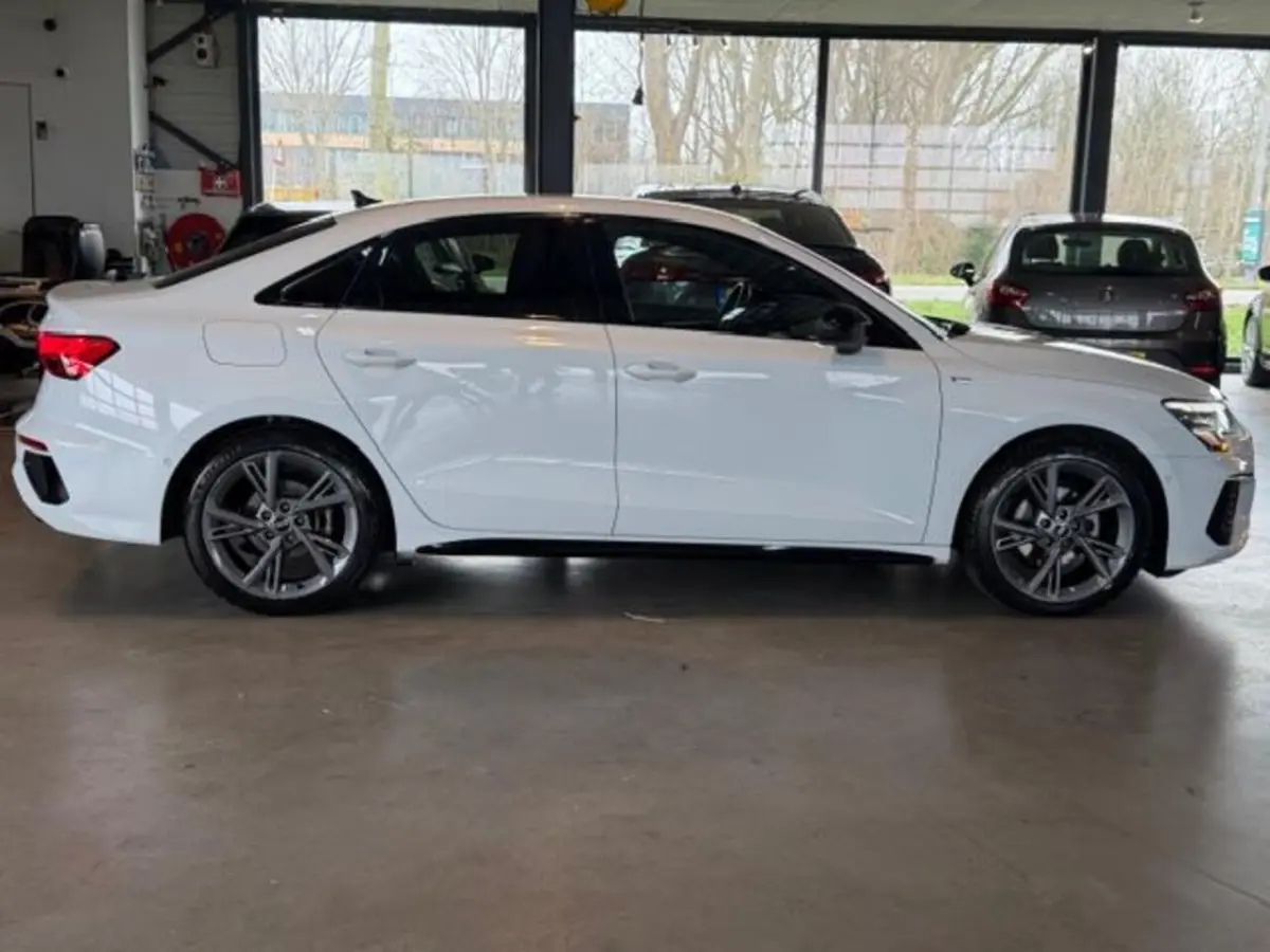 S-Line Sport 35 TFSI 150pk S-tronic S Edition B&O