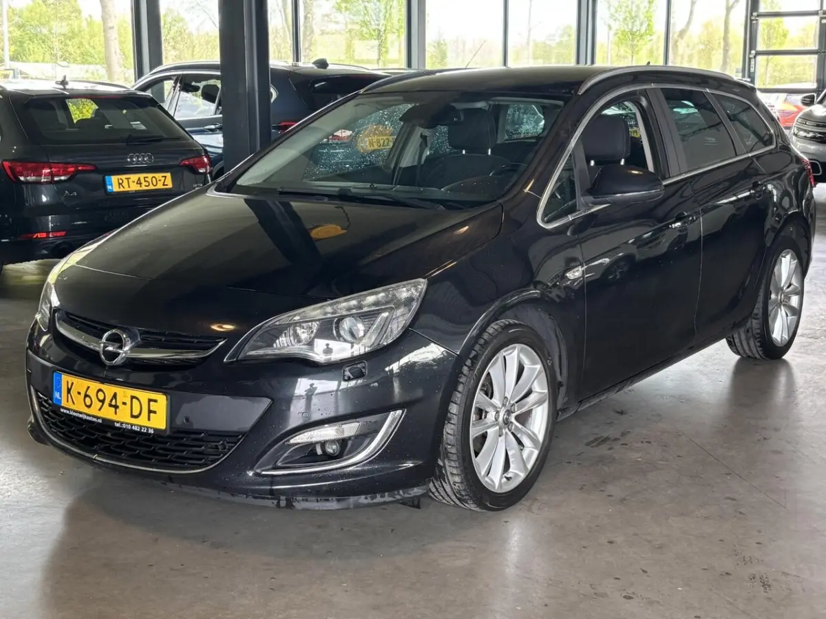 Opel Astra Sports Tourer 2013 Benzine Automatisch leasen