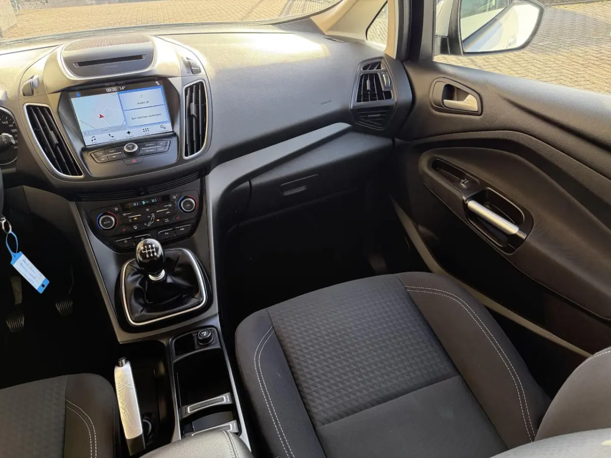 1.0 Titanium, Navi, Nieuwe Distributieriem