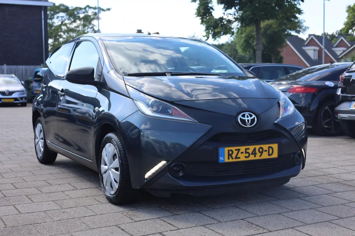 1.0 VVT-i X-FUN | AIRCO | NL AUTO