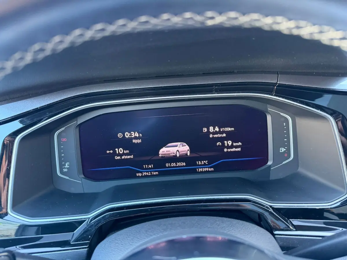 1.0 TSI 3X R line Pano Led Camera Beats