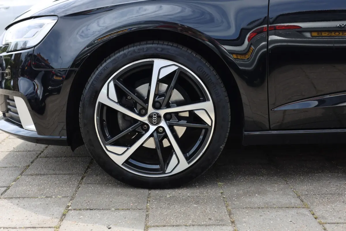30 TFSI SPORT | AUT | PANO | 18 INCH | NAP