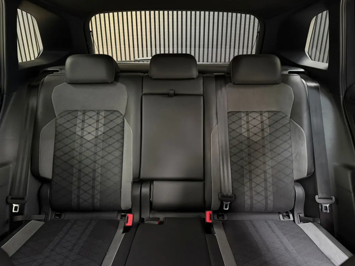 1.4 TSI eHybrid R-Line|BTW|Pano|IQ-Light|