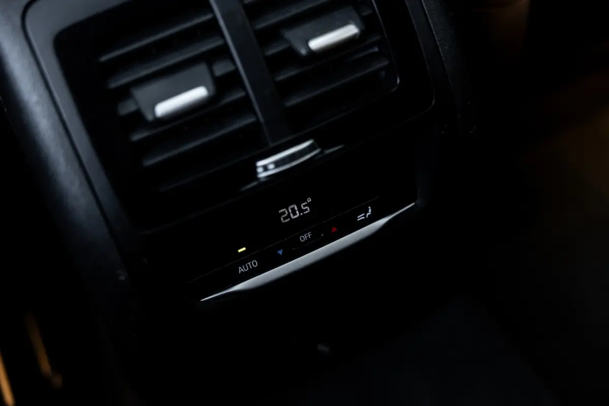 M40i High Executive M (354pk) Laser | HUD | Adap Cruise |
