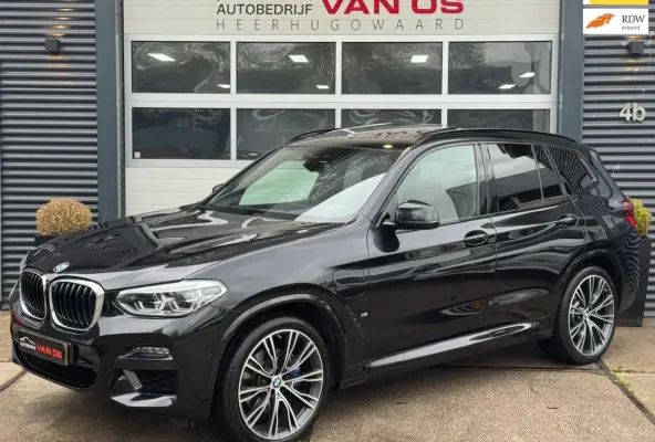 XDrive30e High Executive l Pano l M-pakket l NAP l VOL