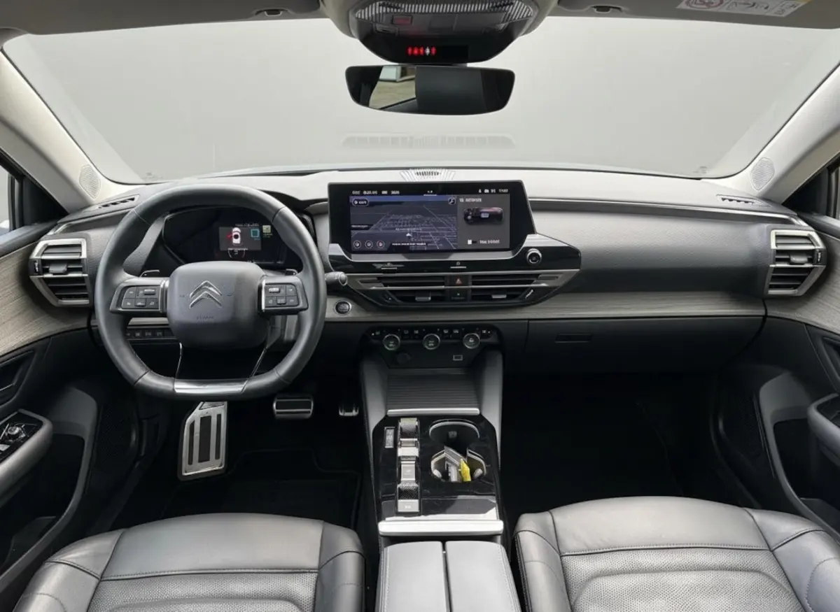 1.6 Plug-in Hybrid 225 Shine LEER - NAVI - TREKHAAK - ELEK STOELEN
