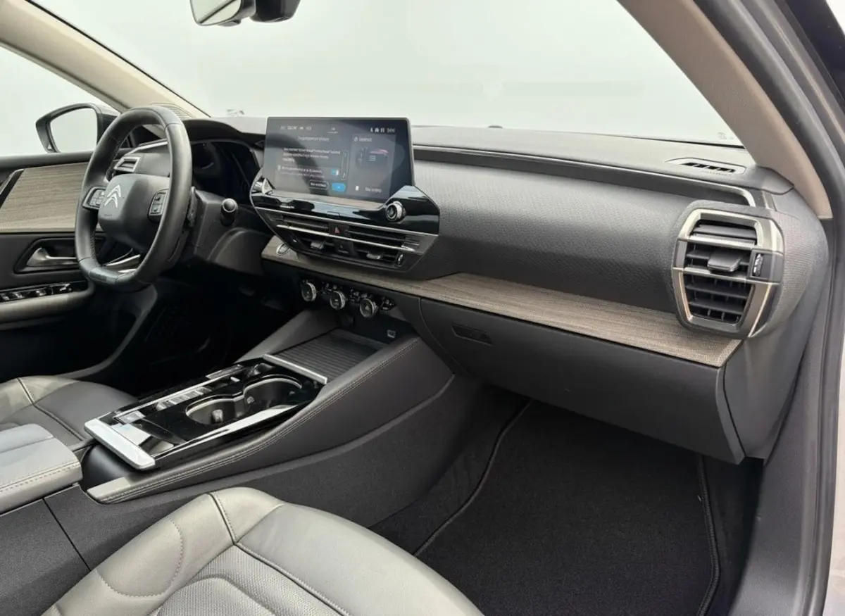 1.6 Plug-in Hybrid 225 Shine LEER - NAVI - TREKHAAK - ELEK STOELEN