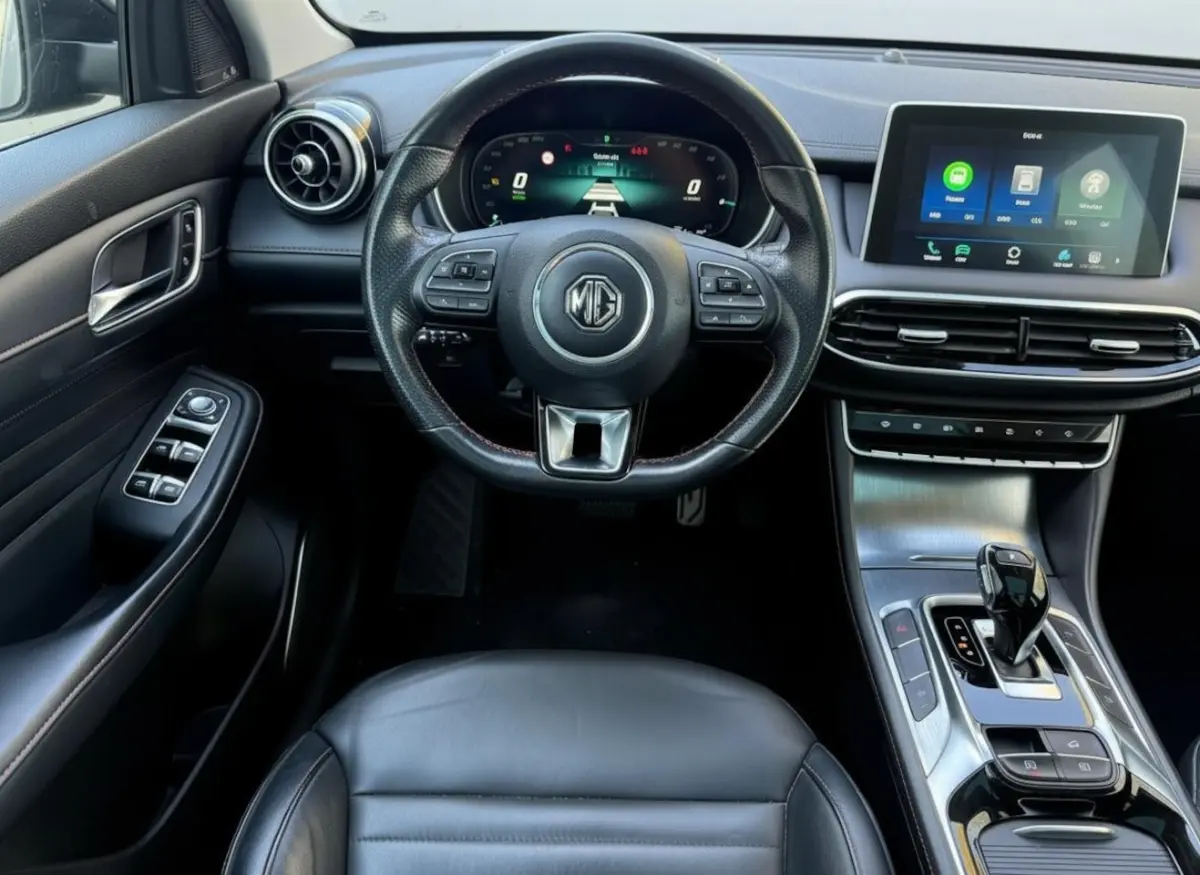 1.5 TGDI Luxury LEER - PANO - 360 CAMERA - CARPLAY
