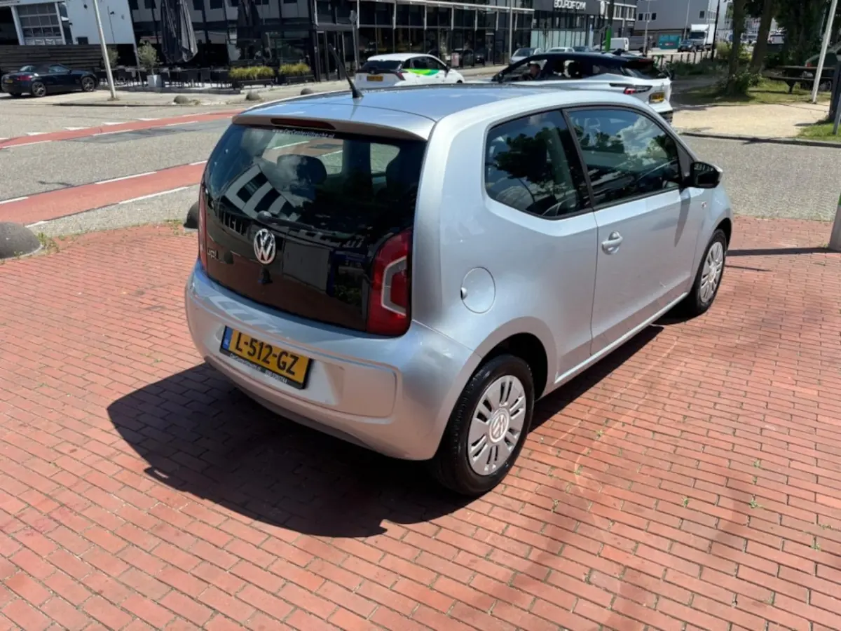 1.0 move up BlueMotion 3drs 134000km