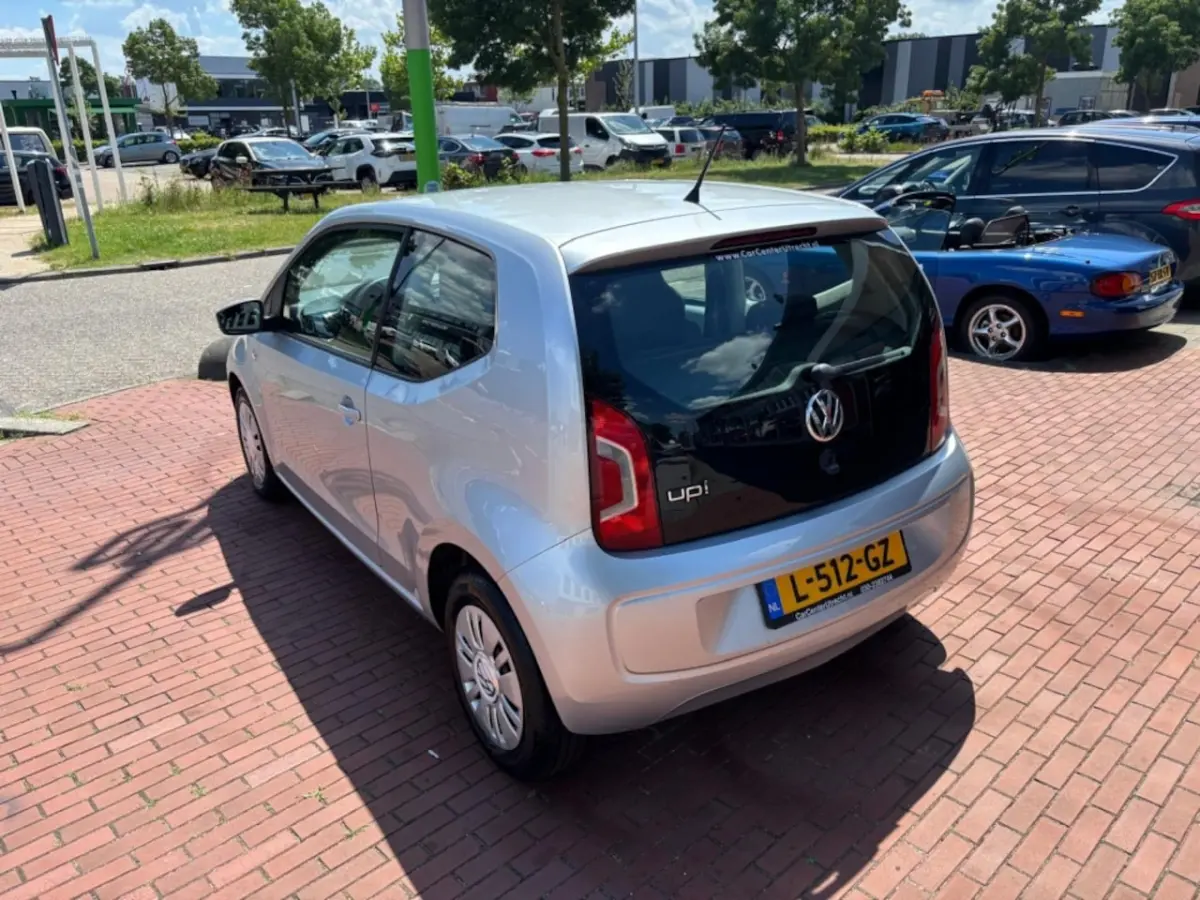 1.0 move up BlueMotion 3drs 134000km