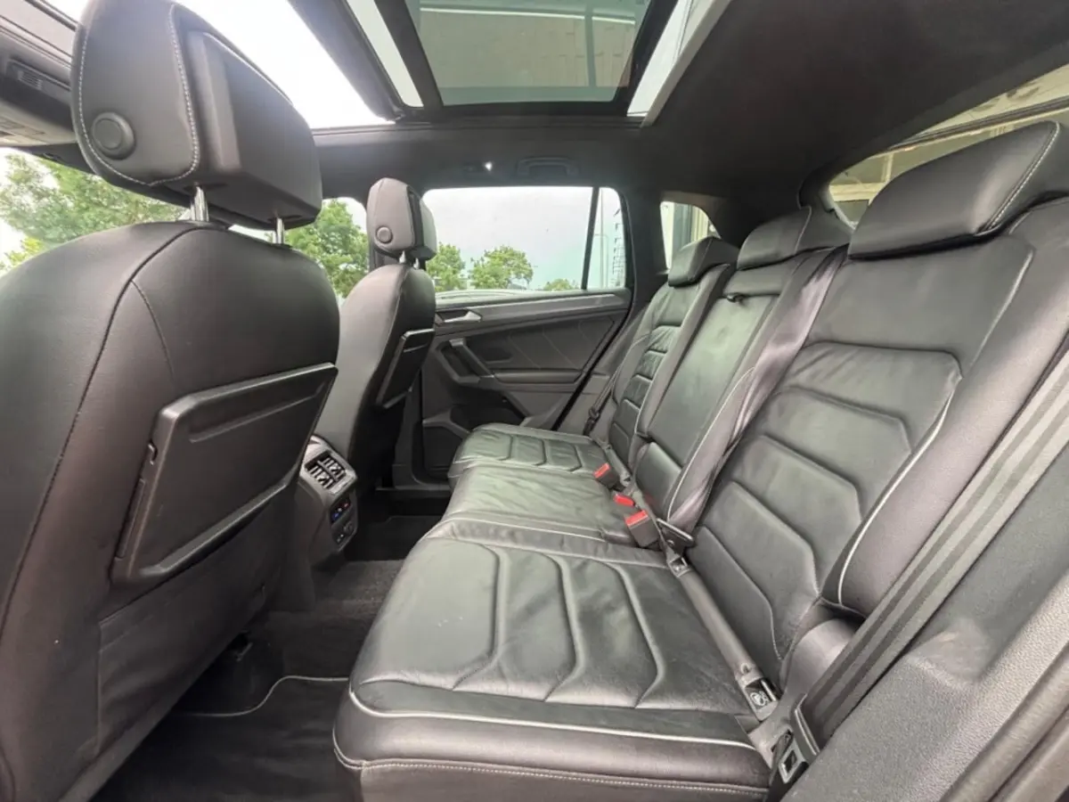 2.0 TSI 4MOTION HIGHLINE BUSINESS R 220PK