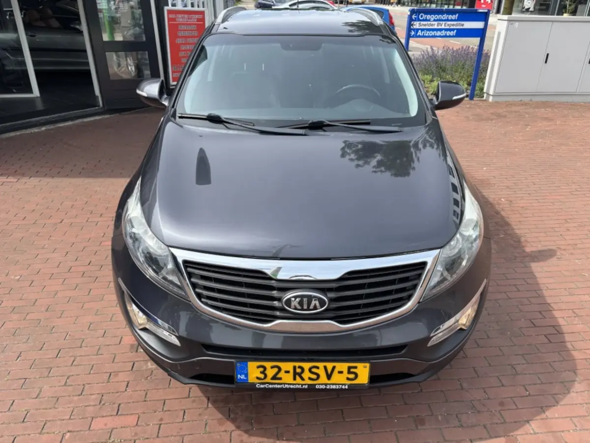 1.6 GDI X-ecutive + | camera | leder | navi | hoge instap |