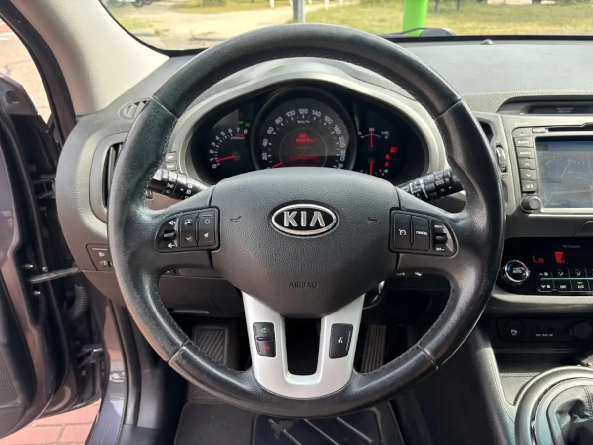 1.6 GDI X-ecutive + | camera | leder | navi | hoge instap |