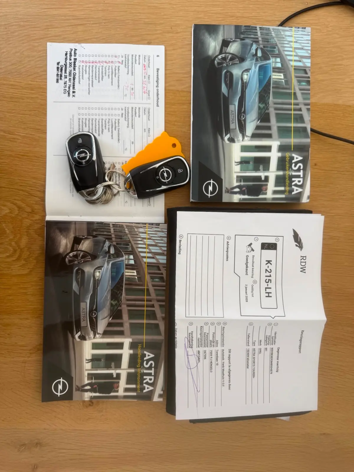 1.2 Business Elegance / 1E EIGENAAR / TREKHAAK / CAMERA / NAVIGATIE / AIRCO / CRUISE CONTR