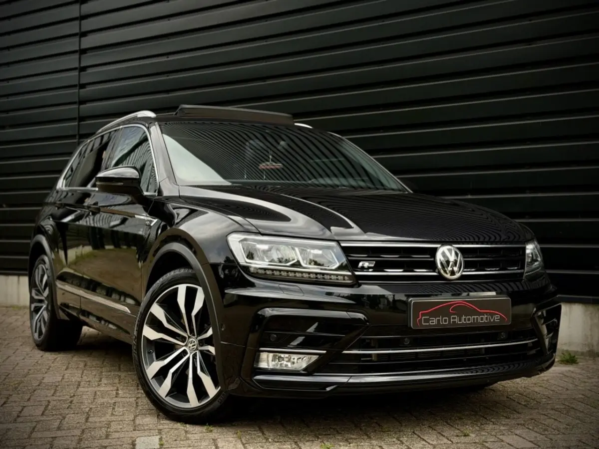 2.0 TSI 4MOT 3x R-LINE PANO|VIRTUAL|MEMORY|ACC|CARPLAY|DCC