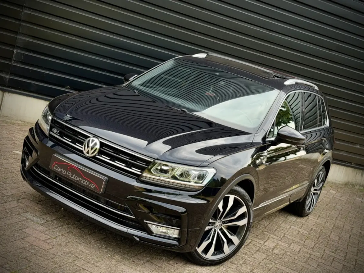 2.0 TSI 4MOT 3x R-LINE PANO|VIRTUAL|MEMORY|ACC|CARPLAY|DCC