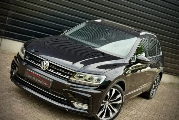 2.0 TSI 4MOT 3x R-LINE PANO|VIRTUAL|MEMORY|ACC|CARPLAY|DCC