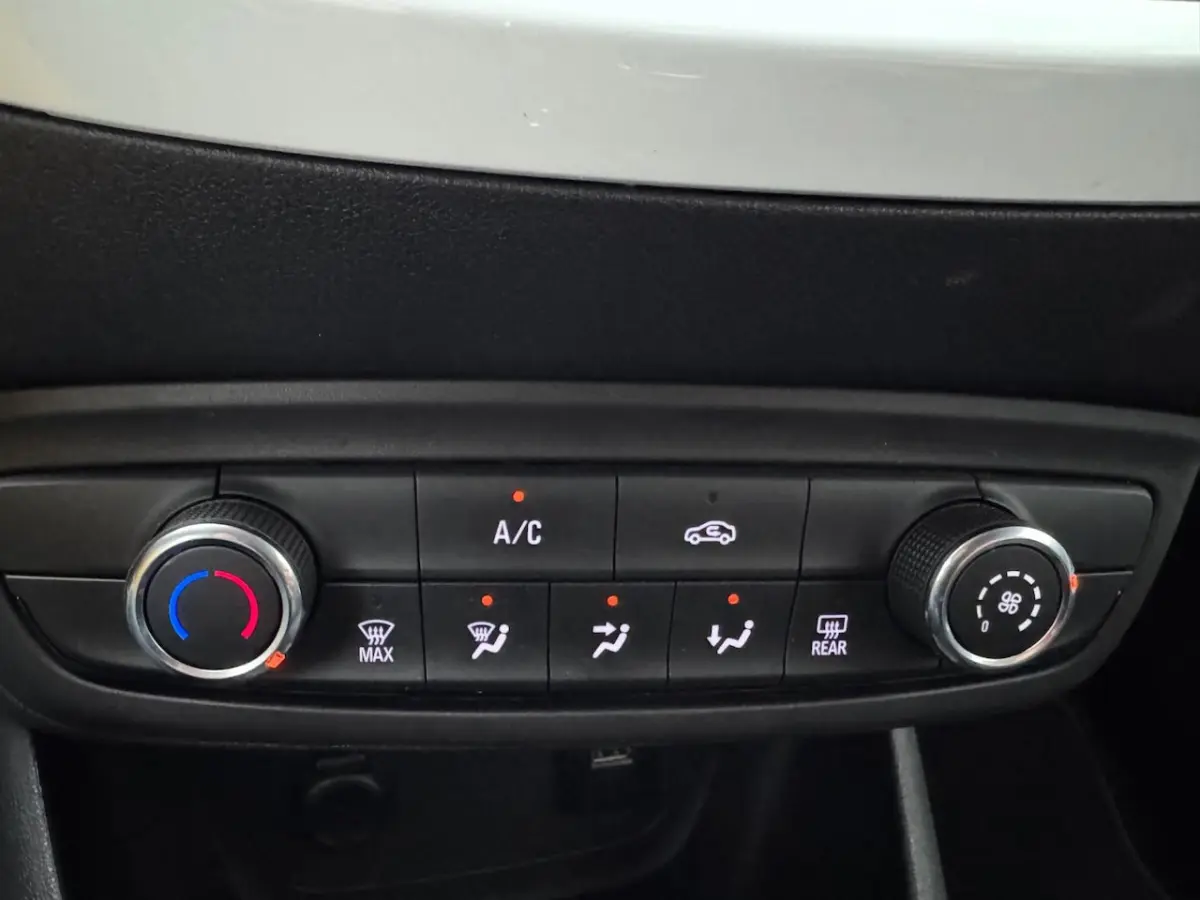 1.2 Turbo Edition 2020 AIRCO / CRUISE / LMV / NETTE AUTO