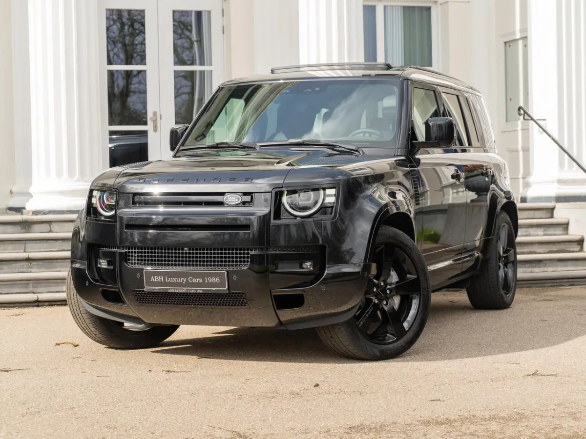 2.0 P300e 110 X-Dynamic HSE MY2026 | Pano | 22inch | Blackpack | Luchtvering | Towing Pack