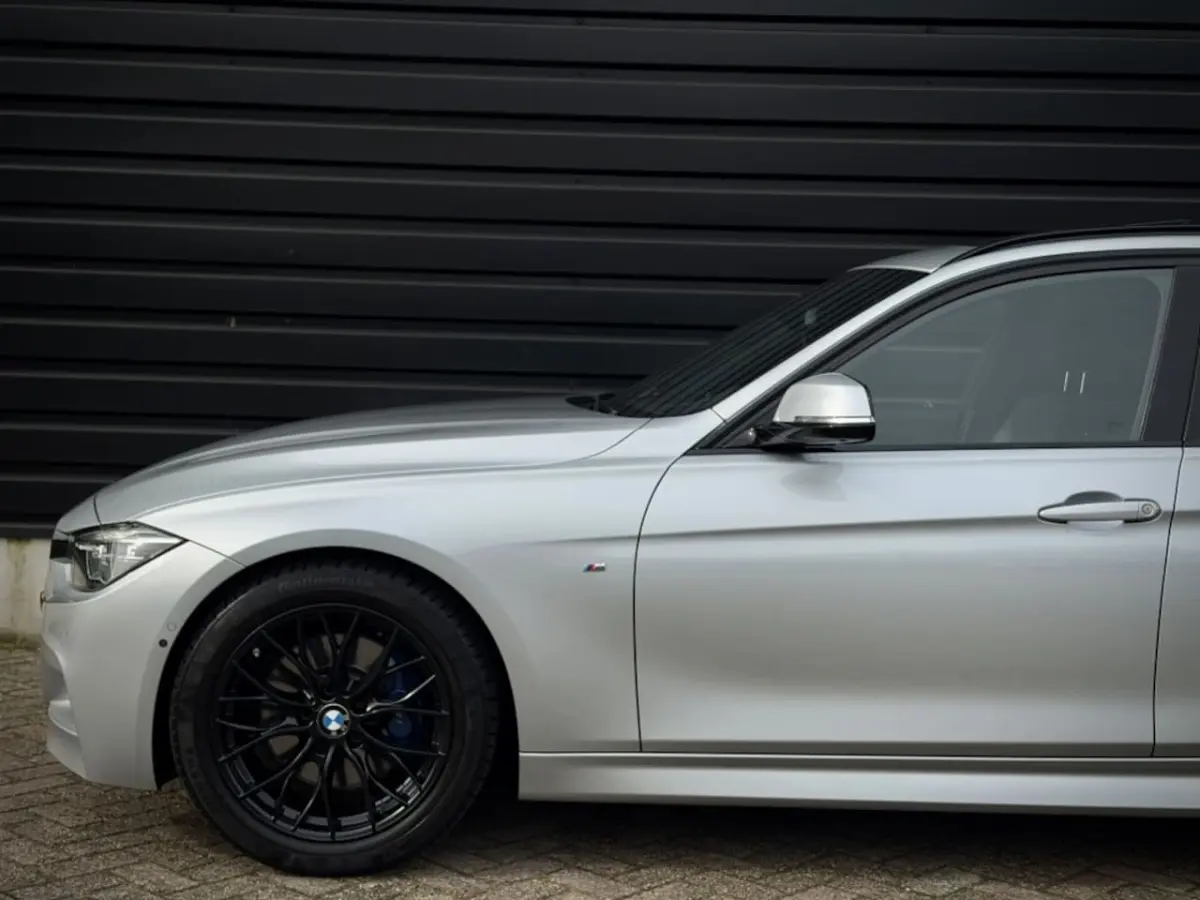 318i M-SPORT PANO|VIRTUAL|HUD|360|HK|MEMORY|LANE VOL