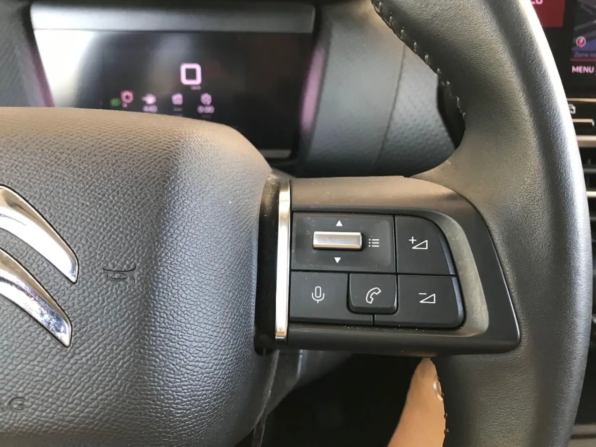 1.2 Puretech Feel Edition Navigatie, Camera, Head up display , Afn trekhaak
