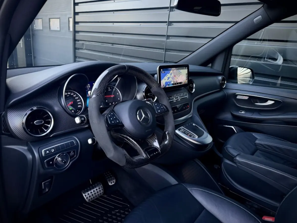 300d LANG Dubbele C AMG 360|BURMES|BLINDSPOT