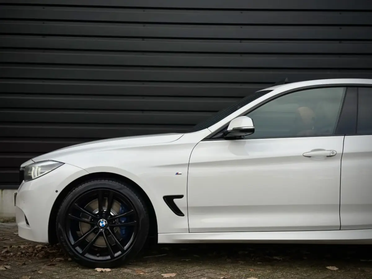 330i xDrive M-SPORT PANO|HUD|360|HK|MEMORY VOL