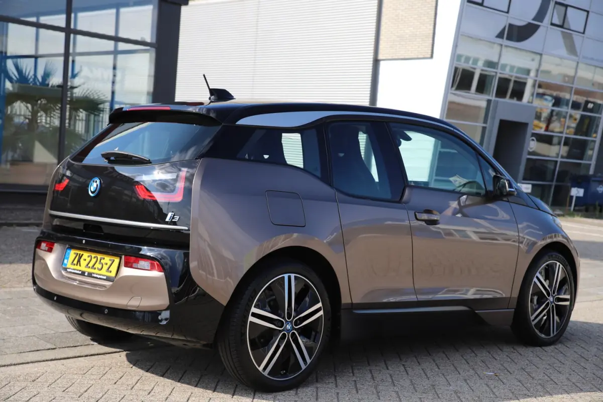 Executive 120Ah 42 kWh/ Leder/Navi-Pro/W-pomp/3-Fase
