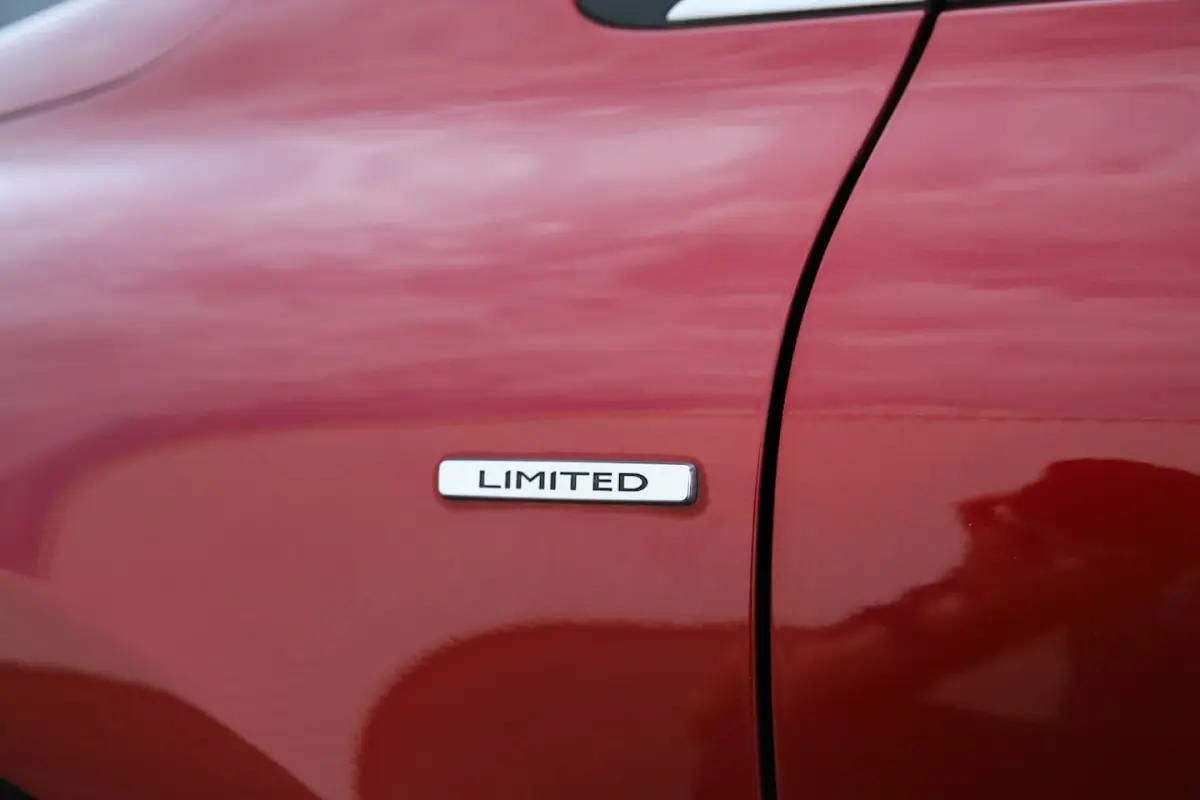 1.2 TCe 120pk Limited/H6/Cruise/Airco/Navigatie/LED