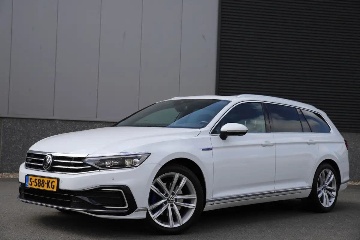1.4 TSI 218pk GTE/Leder/Pano/Virtual/Matrix/360cam/Adaptive