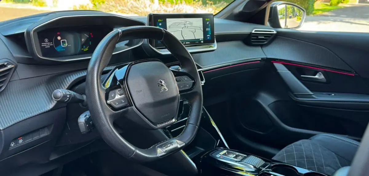 EV GT 350 50 kWh *Carplay*Camera*Navi*Dodehoek