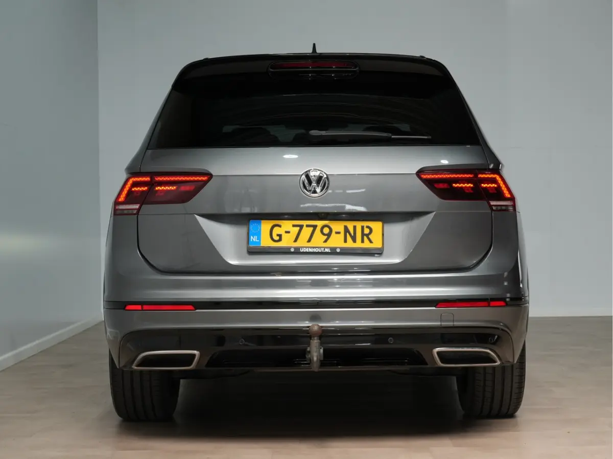 1.5 TSI Highline Business R 7p. Matrix-LED | Panorama | Trekhaak | 20"Lm