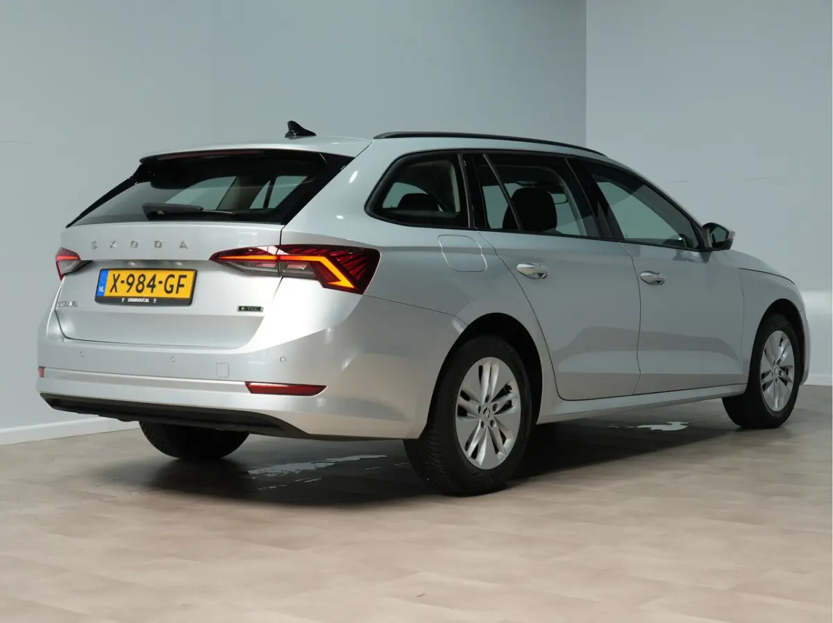 1.5 e-TSI DSG Business Edition. | Full-LED | Stoelverw. | Android/Carplay 341