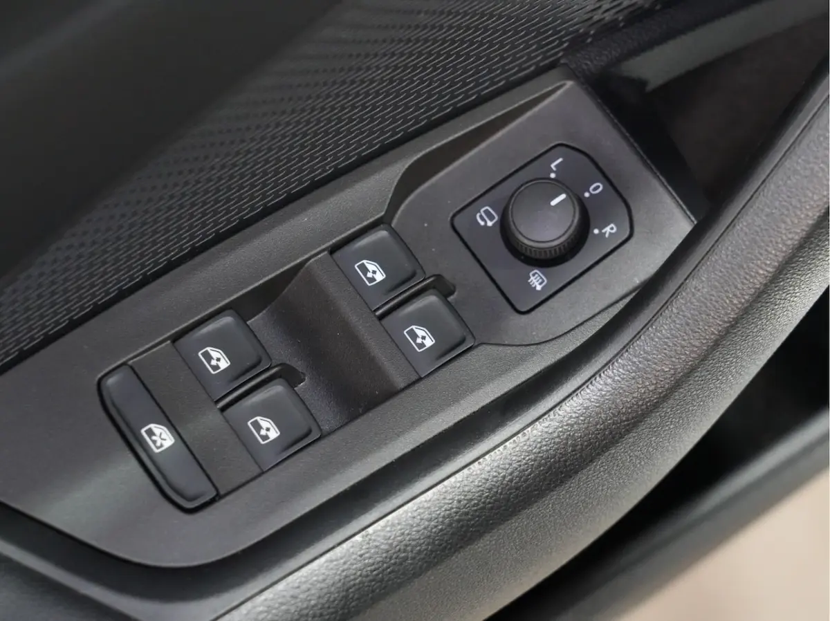 1.5 e-TSI DSG Business Edition. | Full-LED | Stoelverw. | Android/Carplay 341