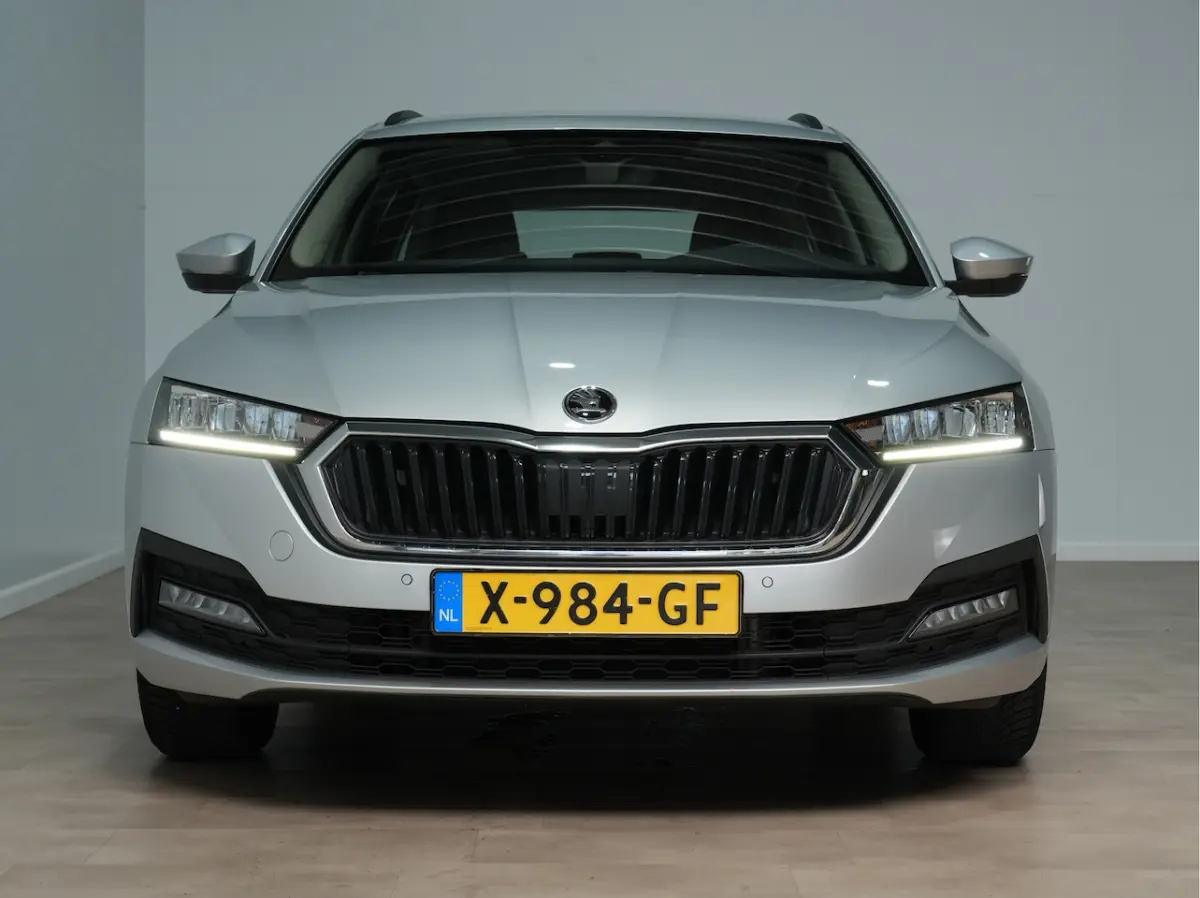 1.5 e-TSI DSG Business Edition. | Full-LED | Stoelverw. | Android/Carplay 341