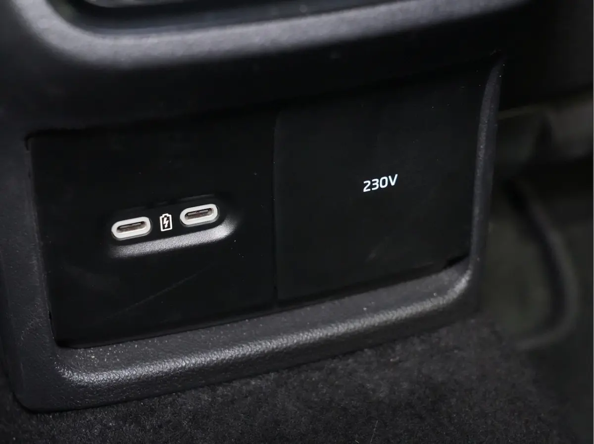 1.5 e-TSI DSG Business Edition. | Full-LED | Stoelverw. | Android/Carplay 341