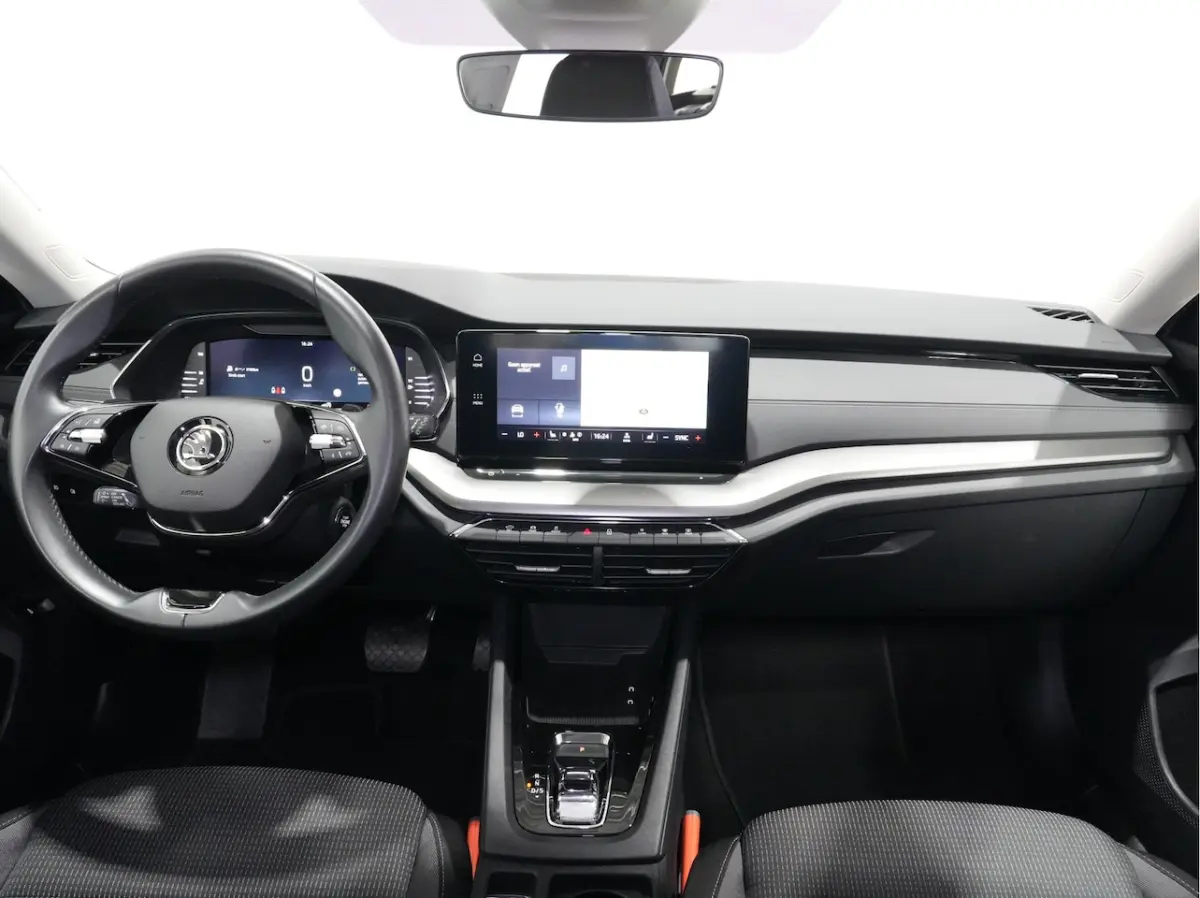 1.5 e-TSI DSG Business Edition. | Full-LED | Stoelverw. | Android/Carplay 341