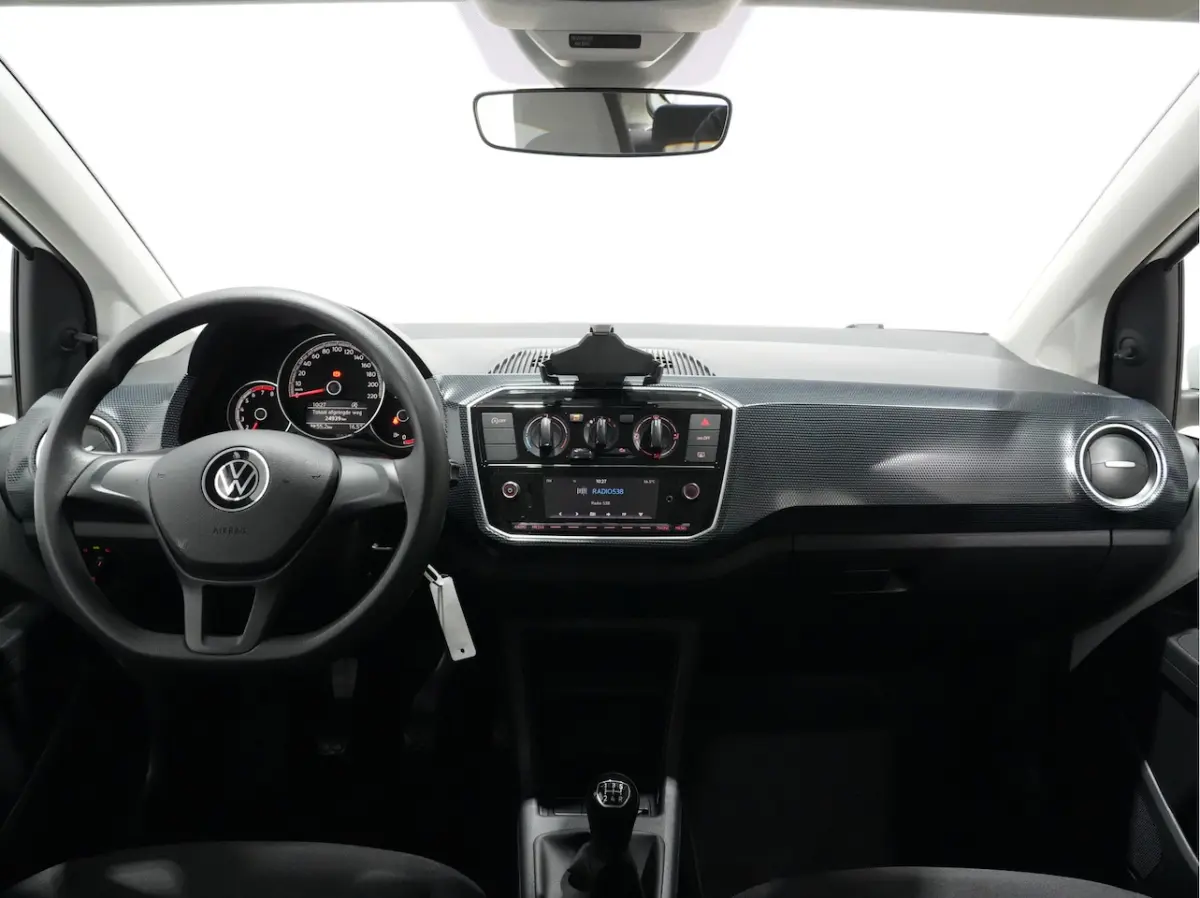 1.0 mpi 65pk | Airco | Bluetooth | Lane assist 204
