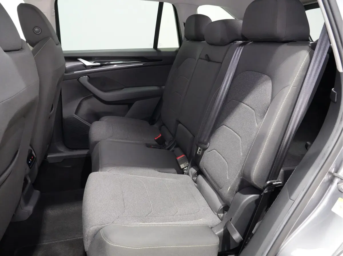 1.5 TSI 150pk DSG MHEV First Ed. 7p. | Trekhaak | Navigatie | Camera | Stoelverw. 243