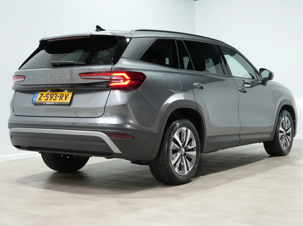 1.5 TSI 150pk DSG MHEV First Ed. 7p. | Trekhaak | Navigatie | Camera | Stoelverw. 243