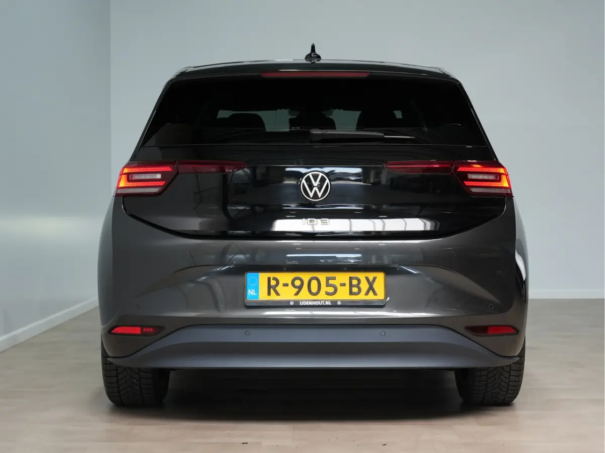 First Plus 58 kWh | IQ.Light | Camera | Navigatie | SOH 89% 323