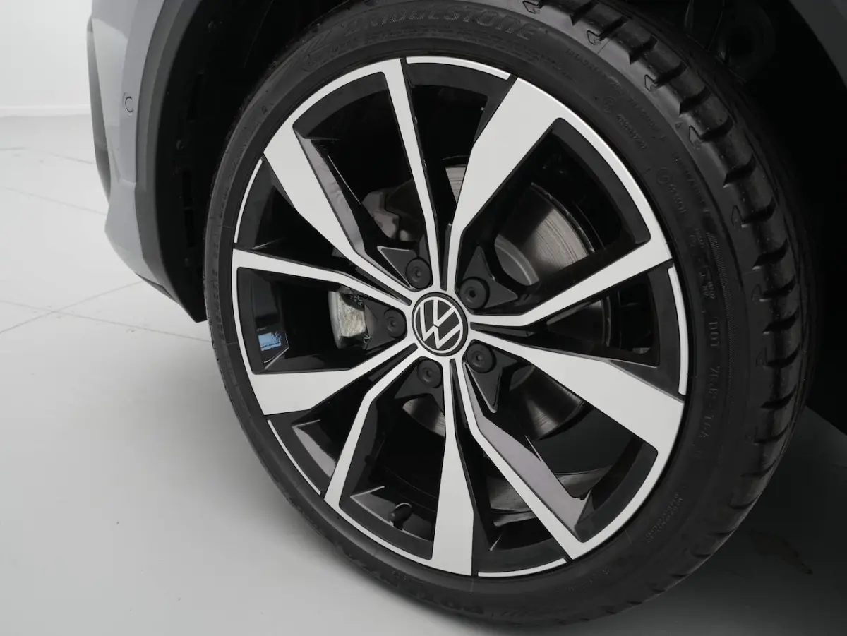 1.5 TSI R-Line Edition | IQ.Light | Panorma | Keyless | Full-Link
